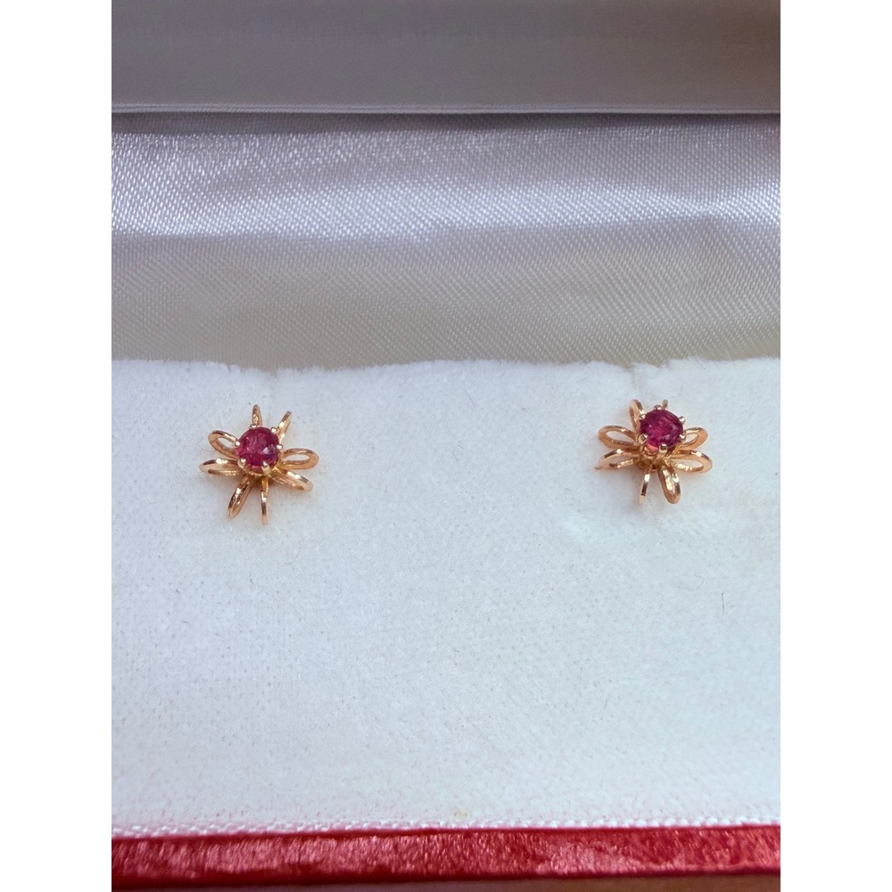 14kt gold earrings